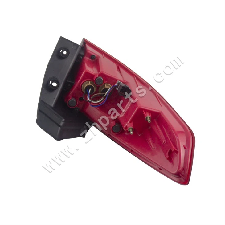 Car Parts Tail Lamp Auto Back Taillight Rear Break Light R 7057003300 L 7057003400 For Geely Atlas 2016-2018
